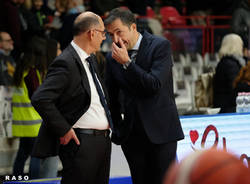 basket Openjobmetis Varese - Fiat Torino 89-92