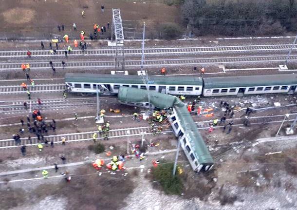 deragliamento treno