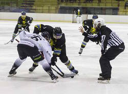 hockey su ghiaccio ingaggio generica bandits varese