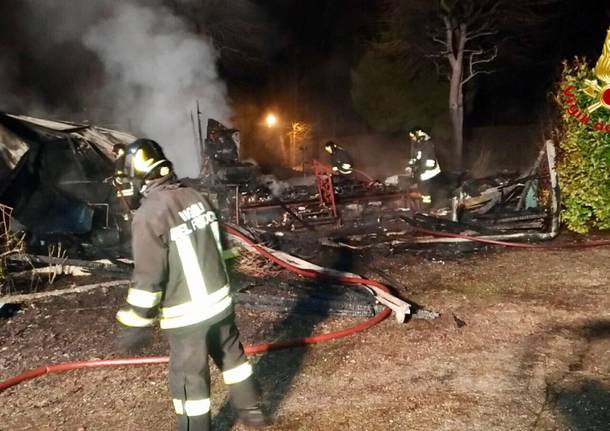 Incendio al campeggio Sette Laghi