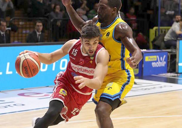 matteo tambone pallacanestro varese openjobmetis