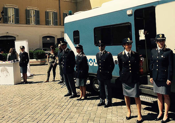 Agenti di polizia incontri vittime