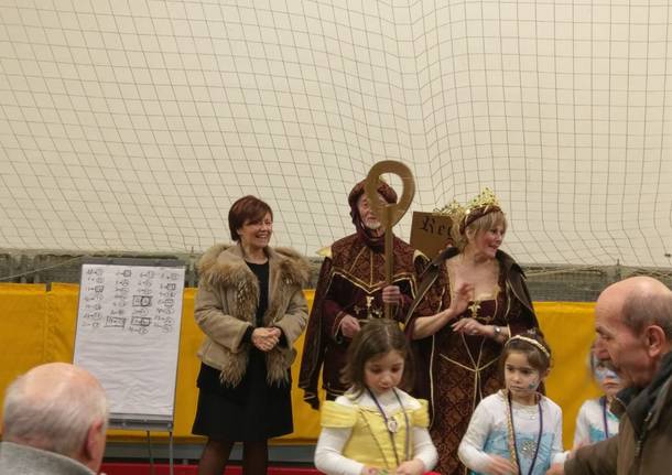 Carnevale debutto indoor: mascherine al Palaexbo