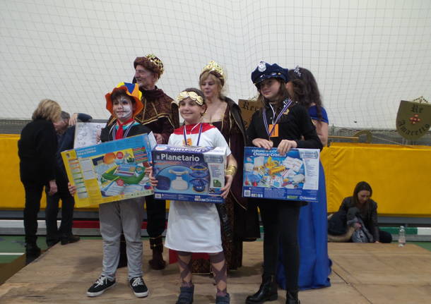 Carnevale debutto indoor: mascherine al Palaexbo