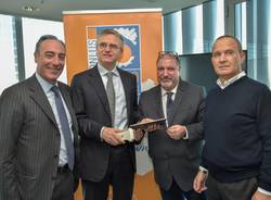 donazione ecografo miniaturizzato