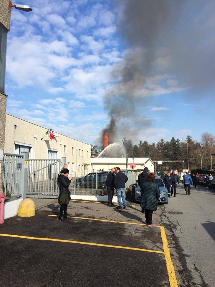 incendio azienda rifiuti bulgarograsso