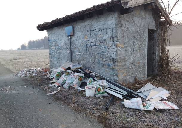 Discarica abusiva alla Piana di Vegonno