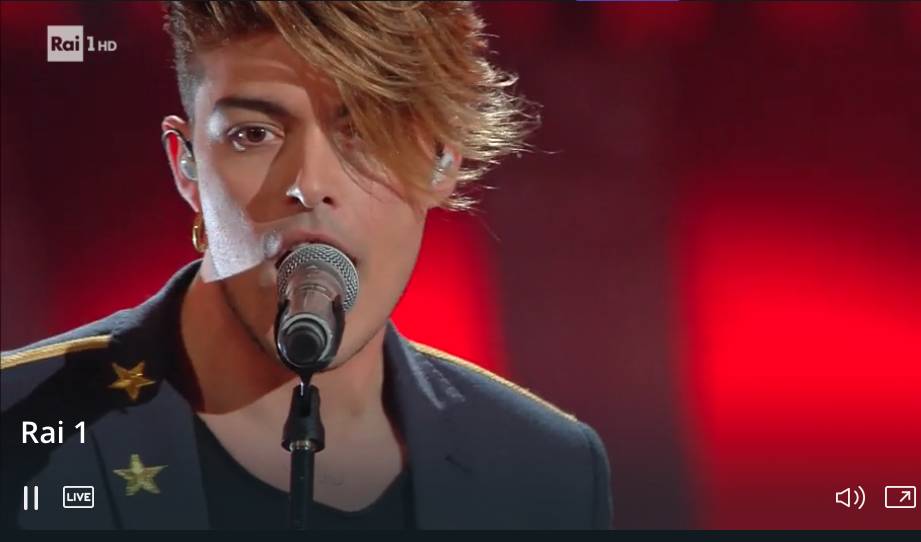 Sanremo 2018: impazza il ciuffo di Stash