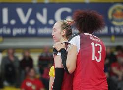 Uyba travolge il Bisonte di Firenze