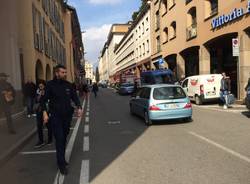 Allarme bomba Corti Varese