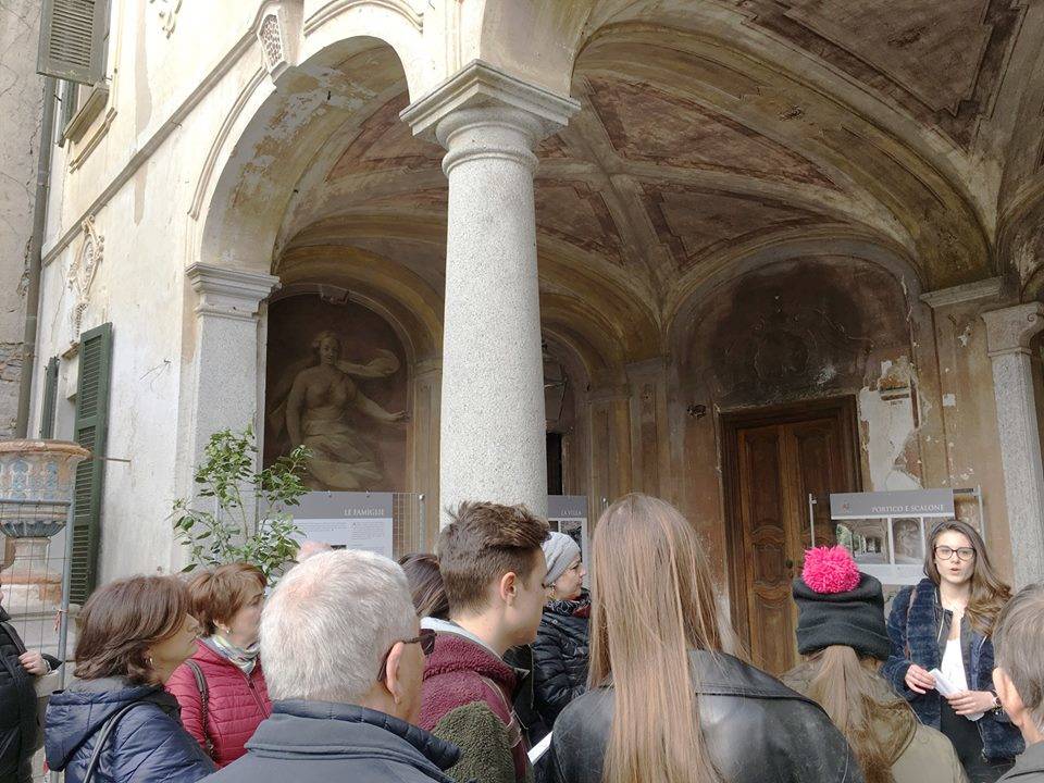 azzate visita turistica studenti isis stein