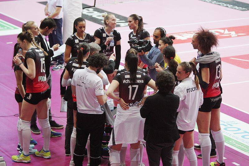 Uyba Busto A. - Team Saugella Monza 1-3