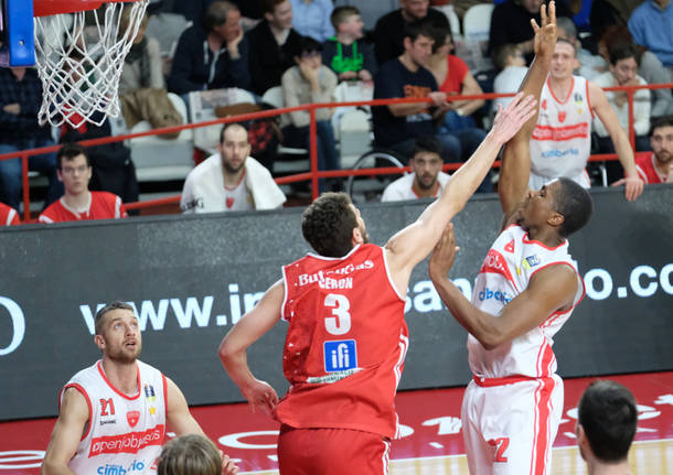 Openjobmetis Varese – VL Pesaro 88-68