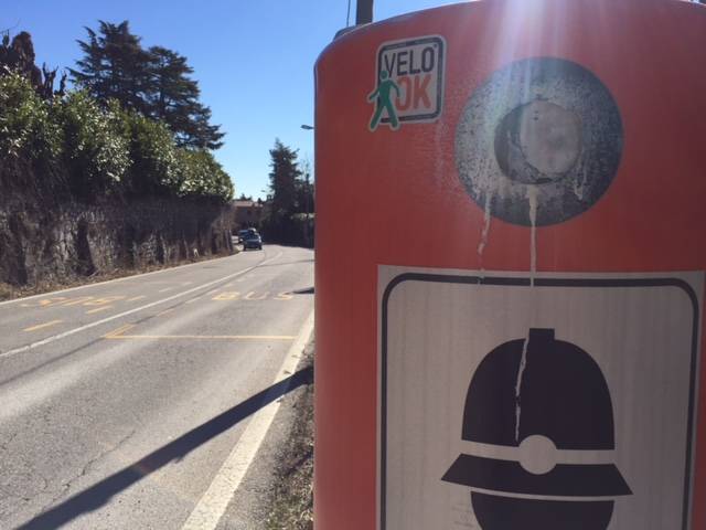 Pasticciati i \"velo ok\" di via dei Campigli