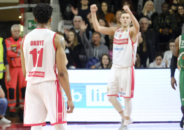 Openjobmetis Varese - Sidigas Avellino 82-75