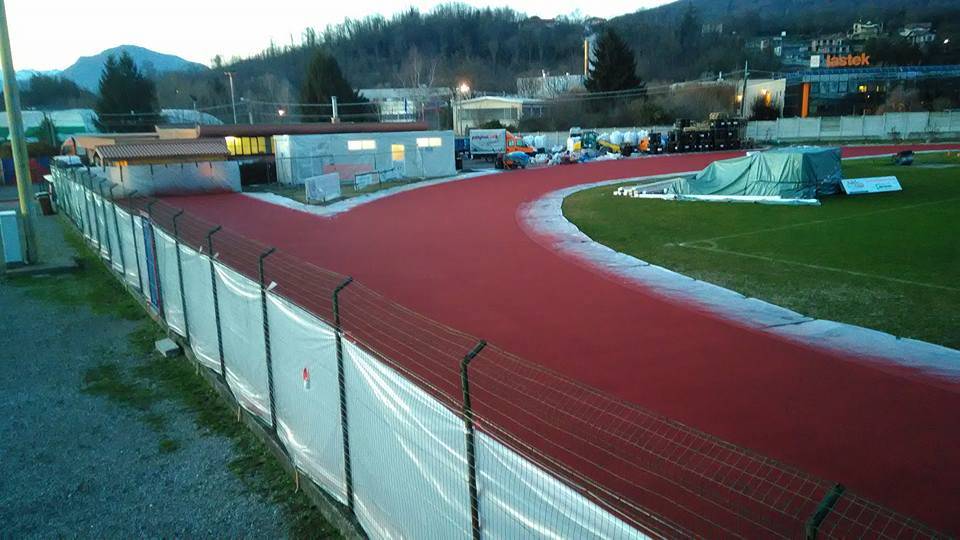 La pista di atletica si rifà il look