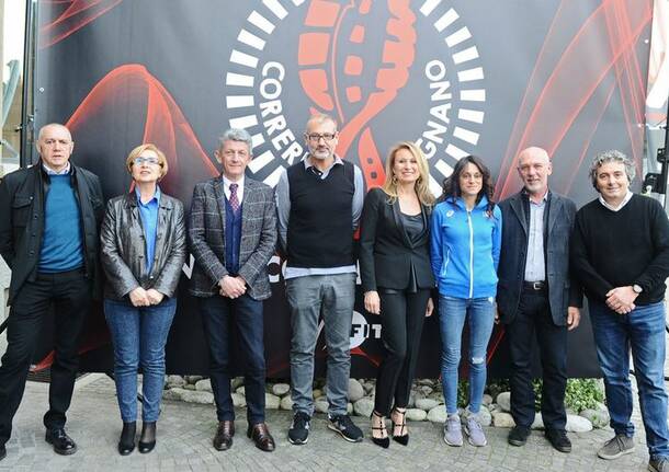 Presentazione Correre per Legnano al Teatro Cantoni