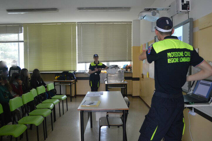 Giornata scuola media canegrate  14 