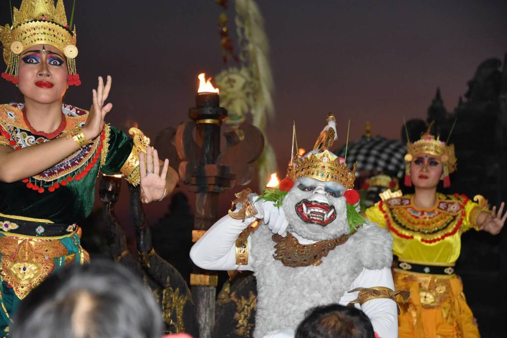 In viaggio col mercante: Indonesia ultima parte, la spiritualità di Bali