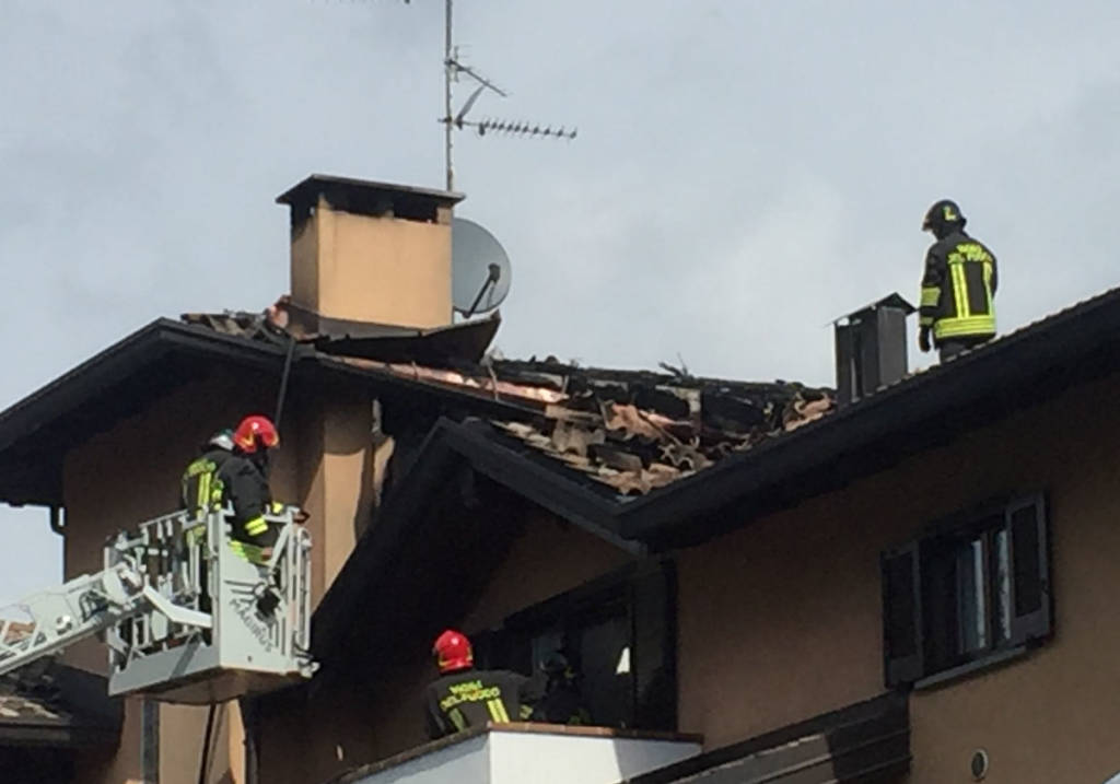 Incendio a Rodero (Co)