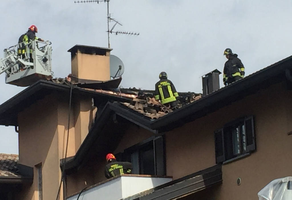 Incendio a Rodero (Co)