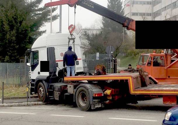 Incidente camion Gazzada 