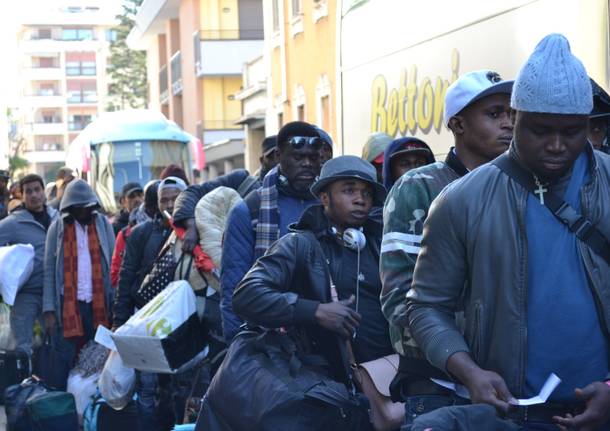 La chiusura del centro di accoglienza di via dei Mille