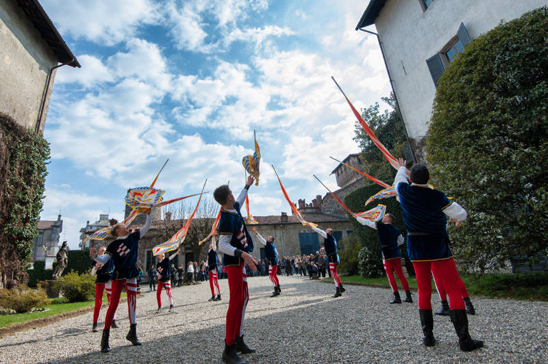 Lancieri e Musici al Castello di Somma