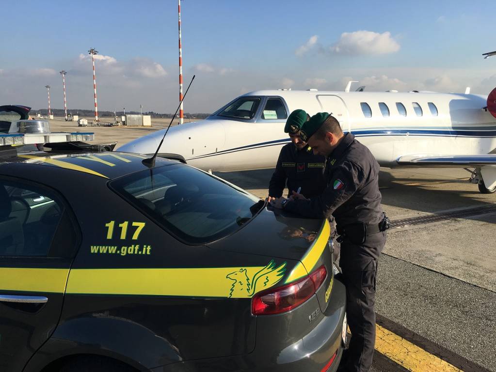 Operazione Aerotax Guardia di Finanza di Malpensa