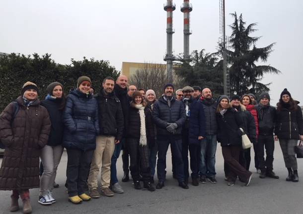 Mozione di sfiducia a Maroni, i 5Stelle protestano in aula