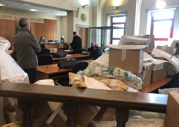 schede elettorali al tribunale di varese 22 marzo