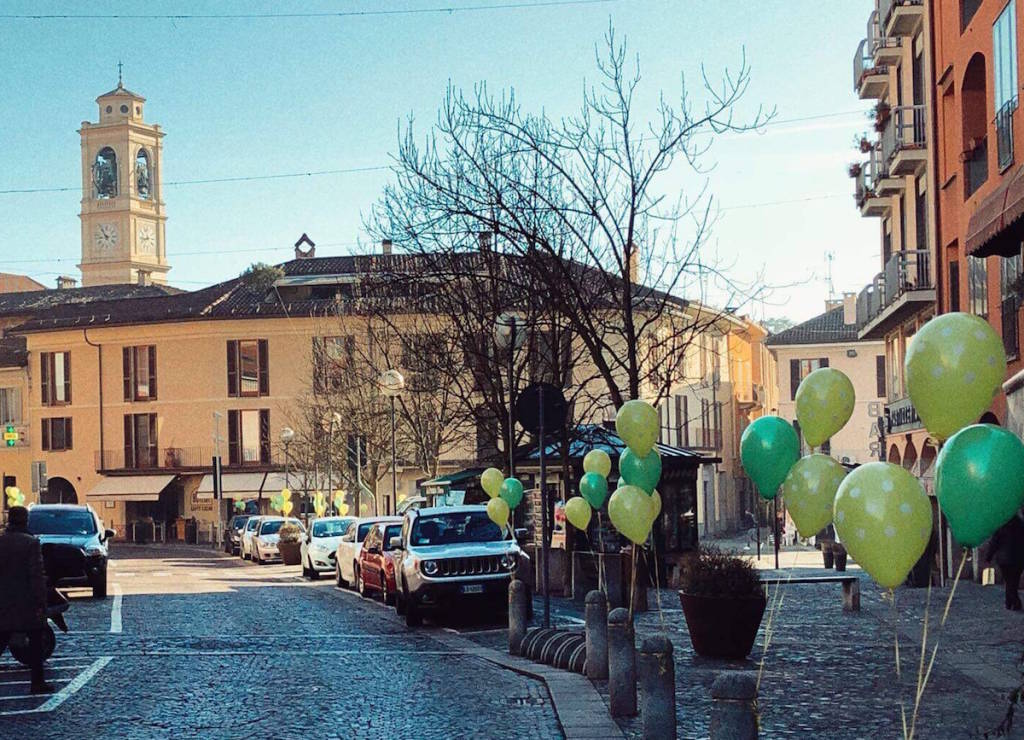 Sesto Calende: palloncini per laFesta della donna 2018