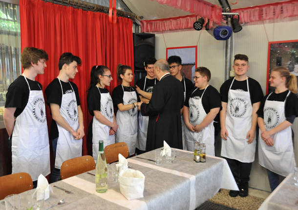 Il Vescovo mons. Cantoni tra noi