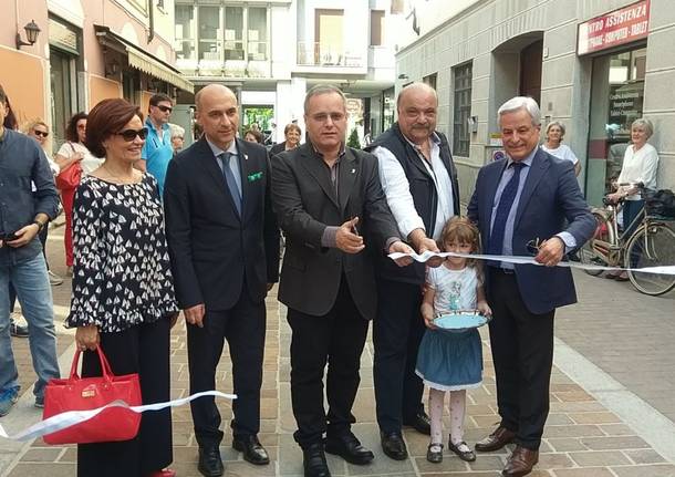 Via Taverna: inaugurata la nuova pavimentazione