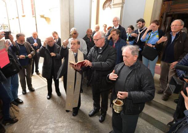 Delpini benedice la casa del migrante