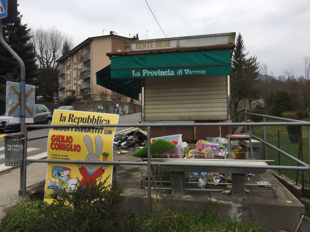 A fuoco l\'edicola di Avigno