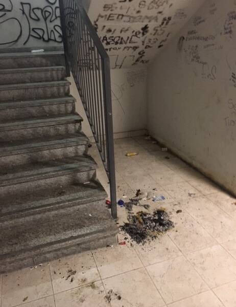 Degrado parcheggio via della croce Nerviano  3 