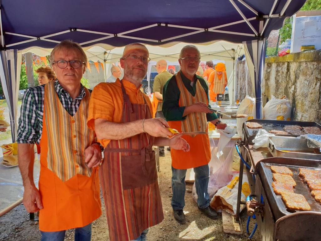 Gli olandesi fanno festa ad Azzate