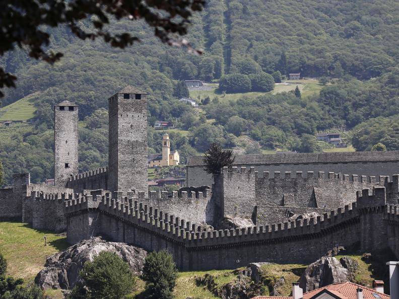 i castelli di bellinzona itinerario