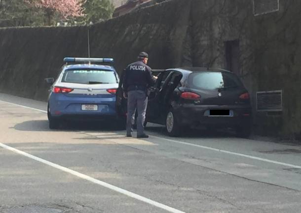 inseguimento polizia volanti