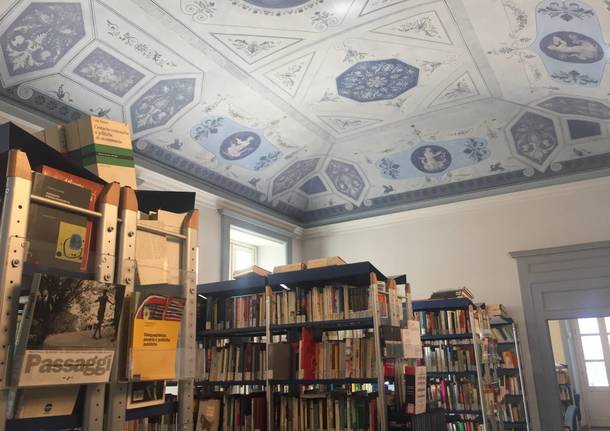 La biblioteca di Laveno Mombello 