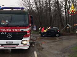 scontro incidente Vergiate 4 aprile 2018