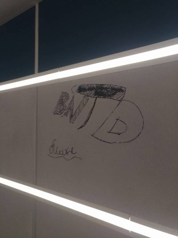 vandalismi stazione fs busto arsizio 2018