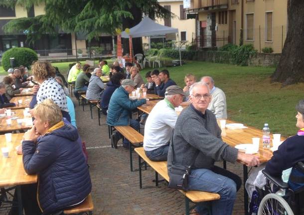 La festa per i 20 anni del centro anziani