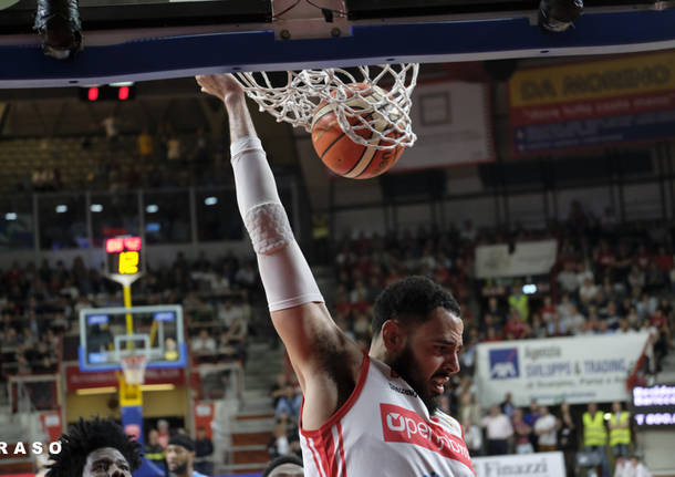 Openjometis Varese - Vanoli Cremona 89-79