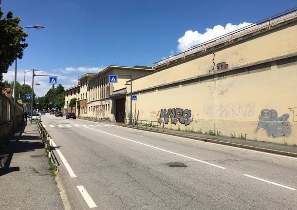 Dentro l'ex Aermacchi