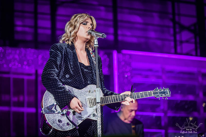 Emma in concerto al Mediolanum Forum 