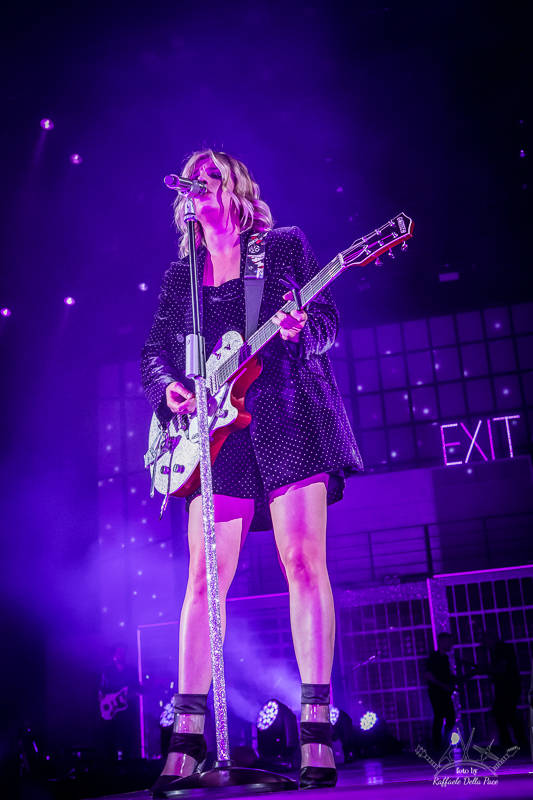 Emma in concerto al Mediolanum Forum 