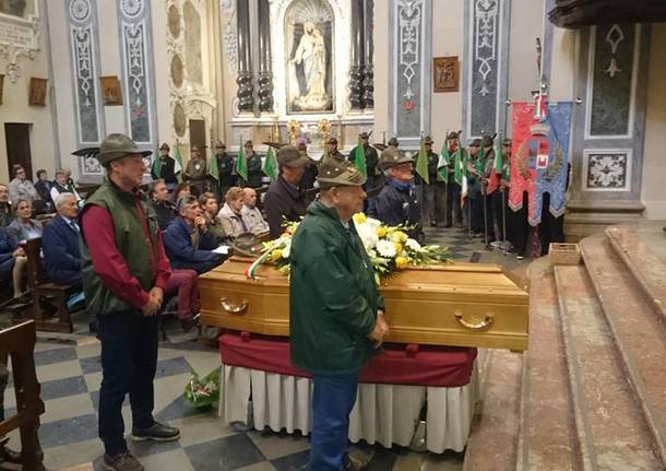 I funerali di Tugnin, l’alpino più anziano di Varese