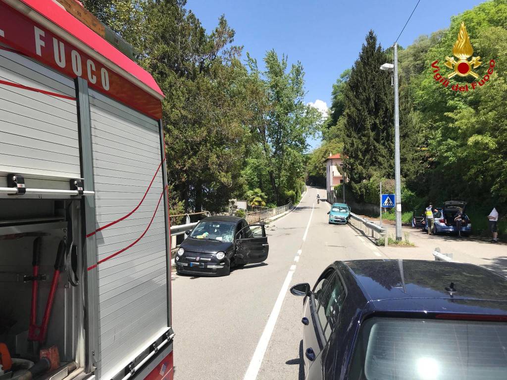 Incidente stradale a brzzo di Bedero